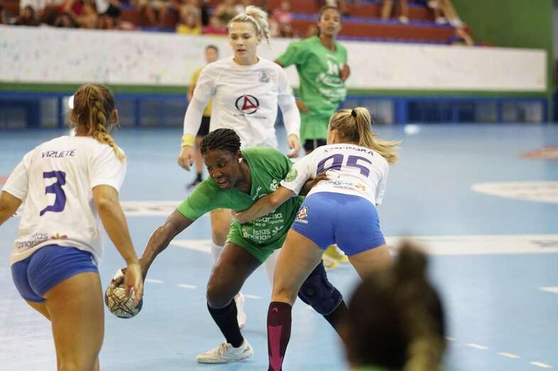 Momento del partido de esta tarde en Telde (Foto TA)